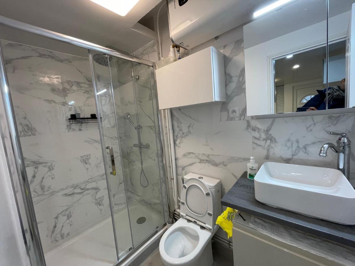 Maisonette De 25M2 A La Porte De Paris Gentilly Luaran gambar